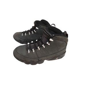 Air Jordan Shoes retro 9 size 8.5